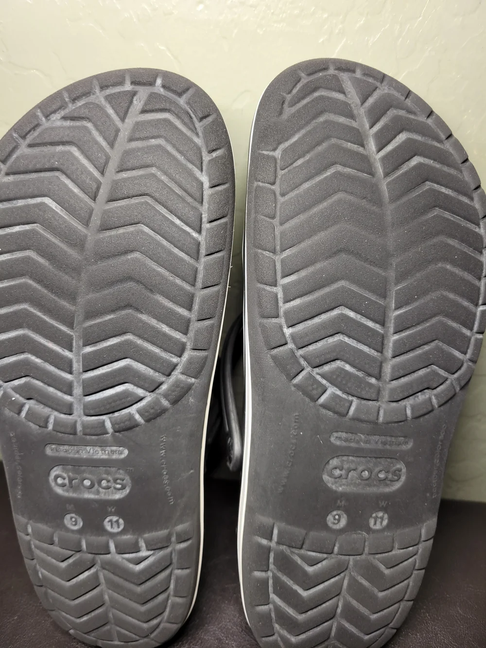 Crocs Crocband Clog Sandals  Men's Size 9/ Women's Size 11